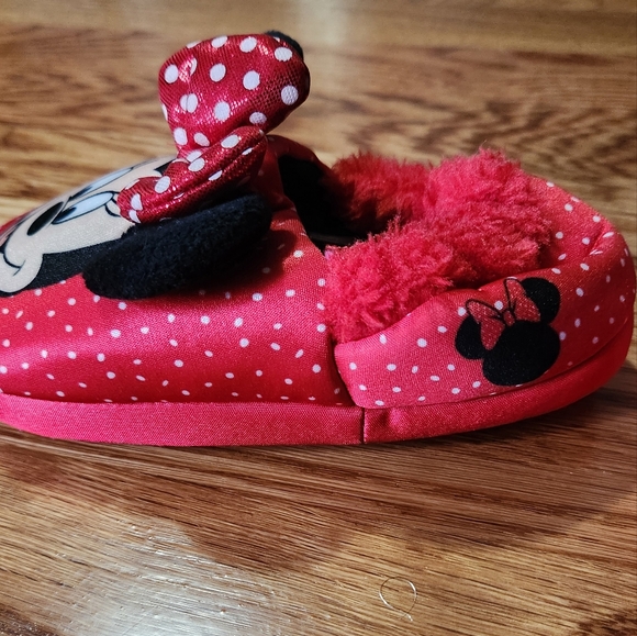 Minnie Mouse slippers size 9/10 - Picture 3 of 3